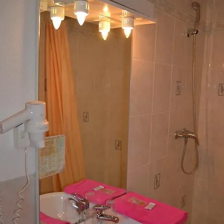 De Paris Hotel