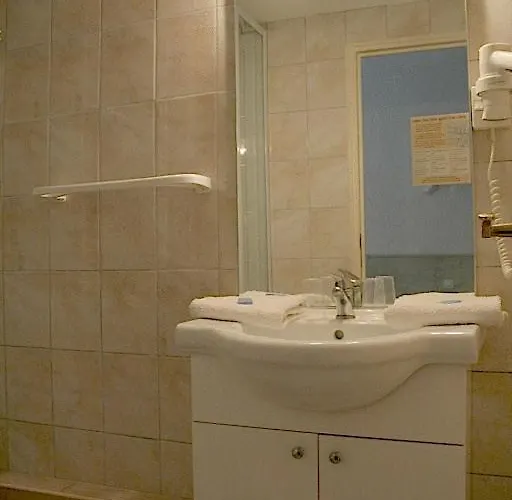 فندق De Paris مونبيلييه